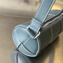 Bottega Veneta Small Canette 21 cm
