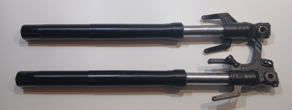 Амортизатор передний (перья, компл.) 710мм мотоцикл Motoland 300 DF BIG BORE