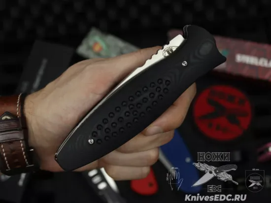 Складной нож Reptilian Вымпел c клинком из стали 9Cr18MoV, рукоять G10