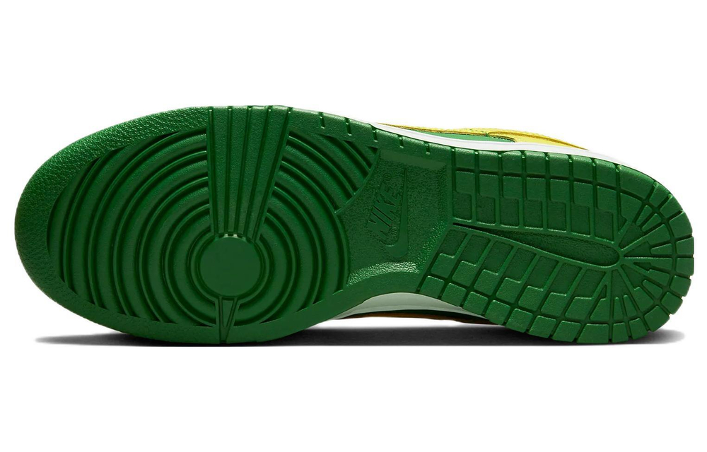 Кроссовки Nike Dunk Low Retro Bttys