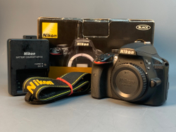 Nikon D3400 body 19576 Кадров