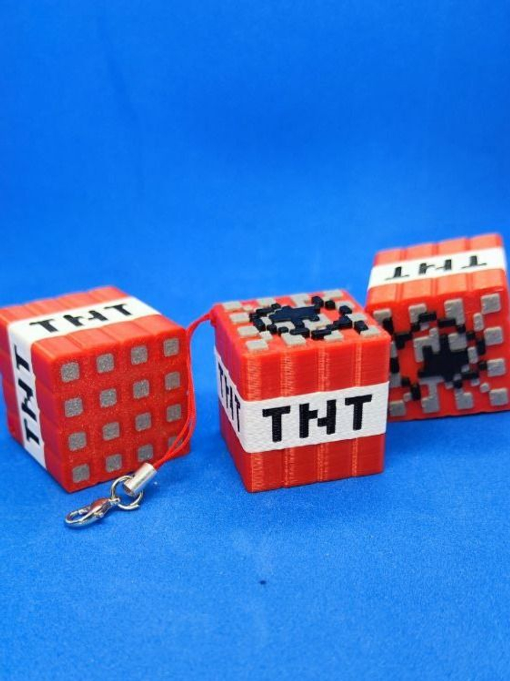 брелок из вселенной minecraft TNT