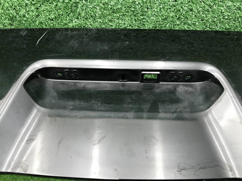 Спойлер крышки багажника Geely Atlas Pro (21-нв)