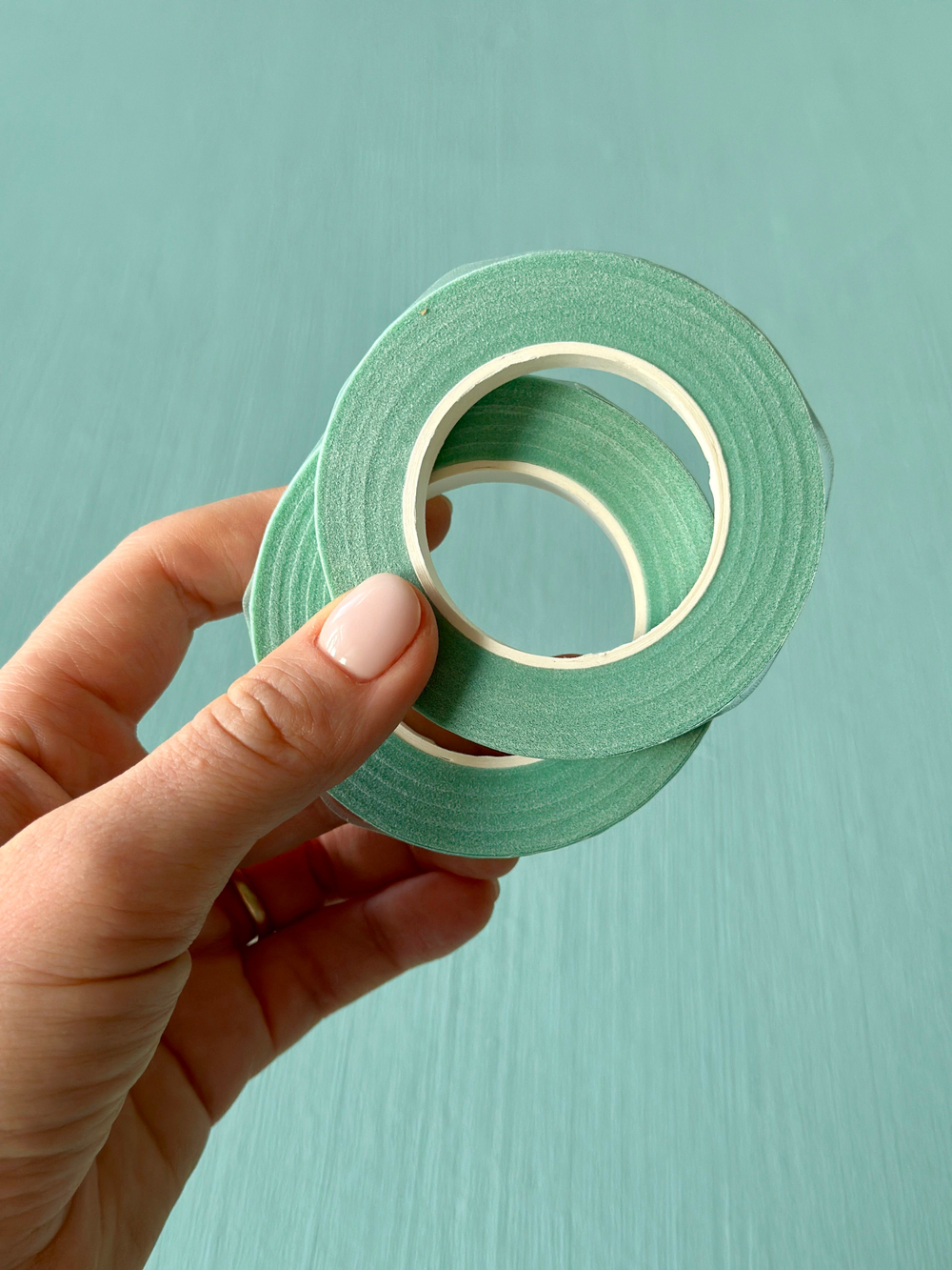 Тейп лента светлая флористическая 13 мм * 27 м (цвет мятный, 2шт.)