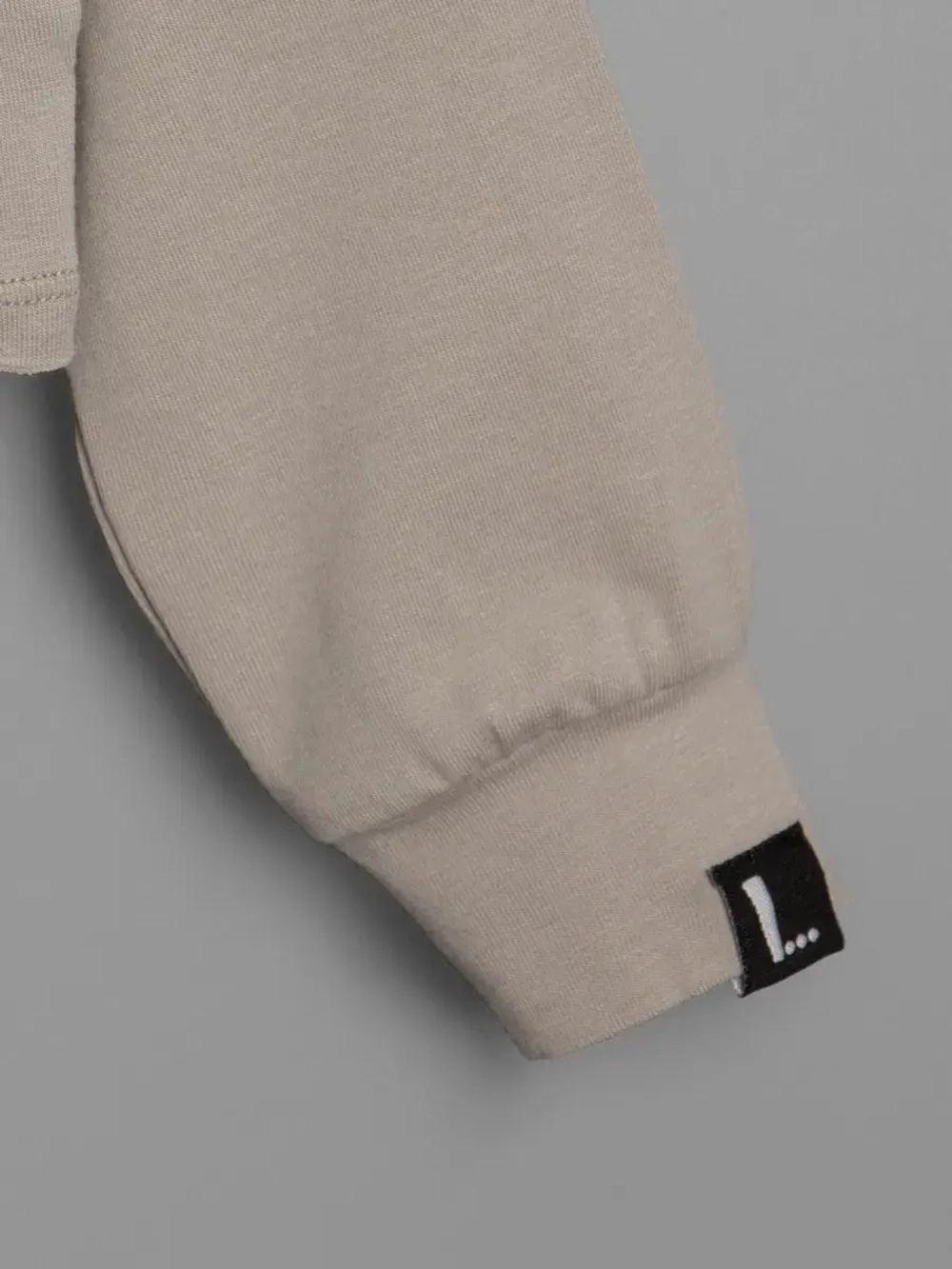 Костюм для девочки на осень