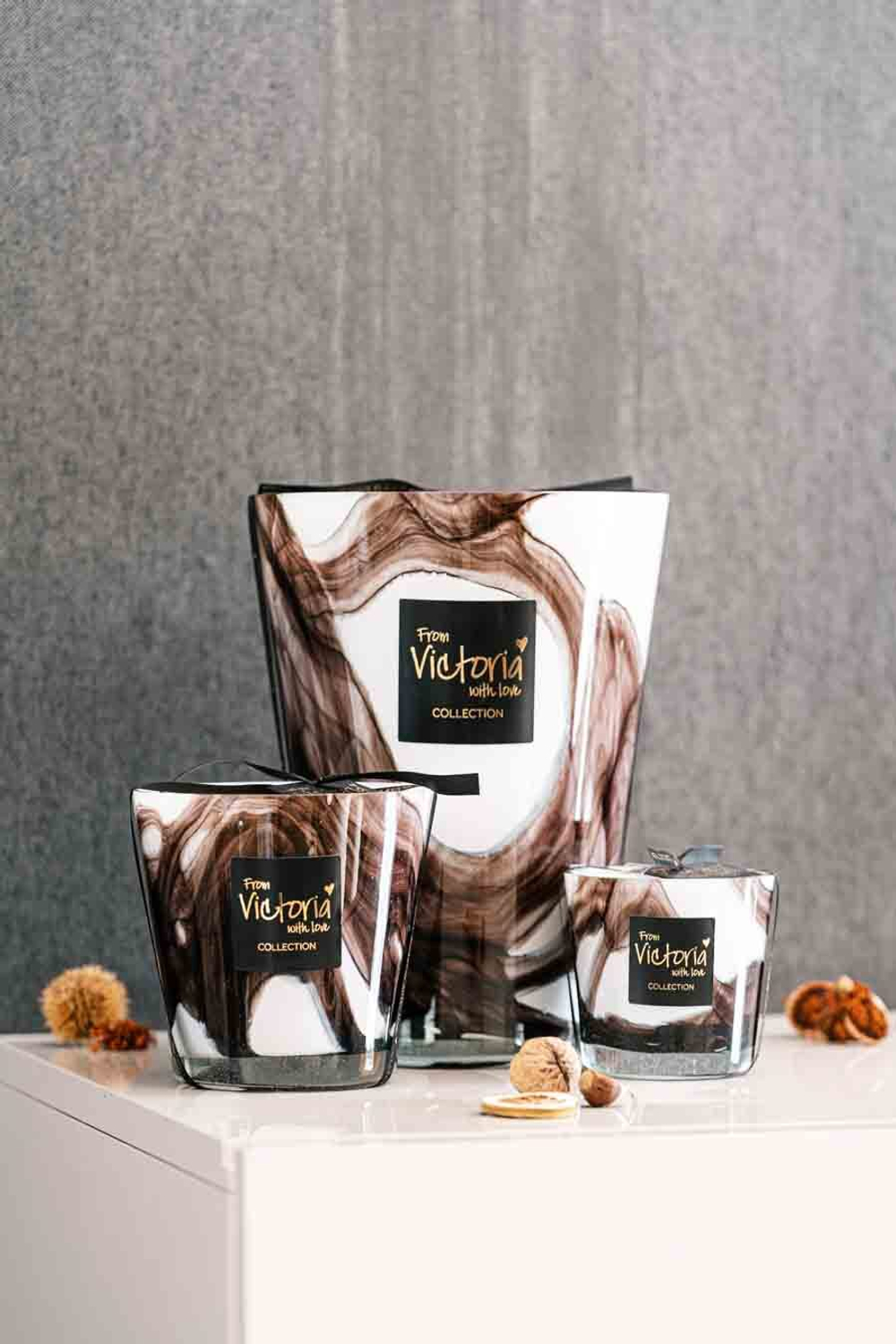 Свеча ароматическая 400г Victoria with Love Wave black