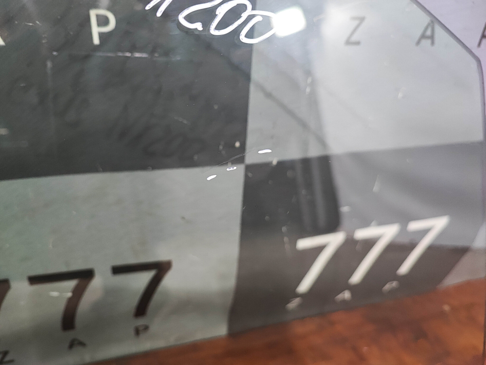 Стекло двери передней правой Lexus NX 1 14-21 Б/У Оригинал 6810178010