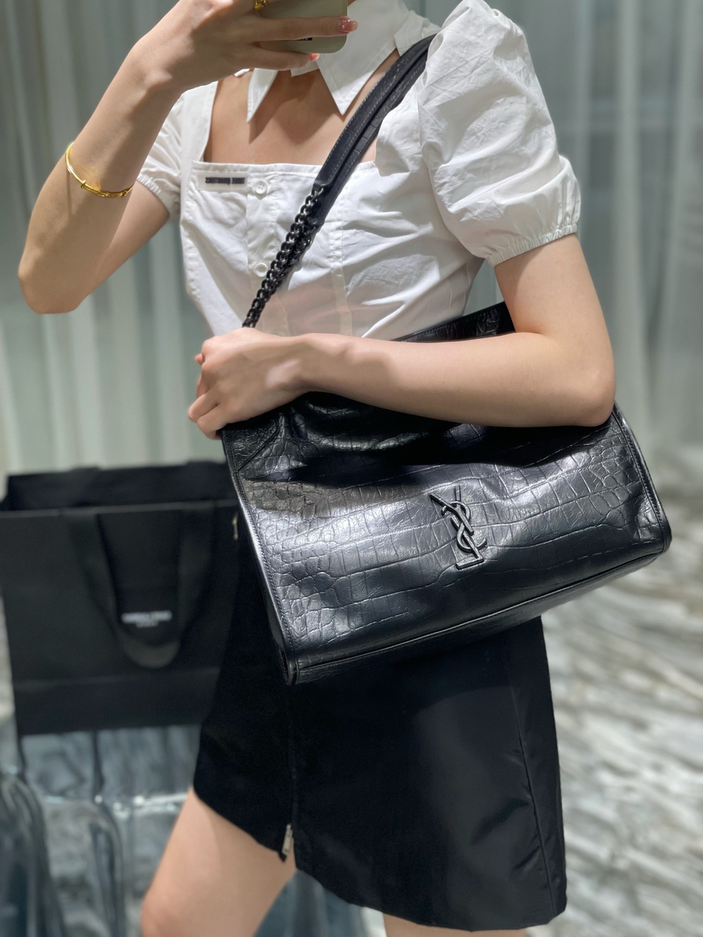 Yves Saint Laurent Niki Shopping Bag 33 cm