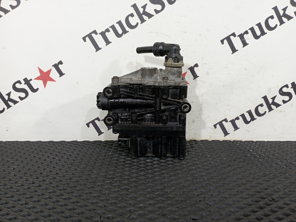 Кран уровня пола главный