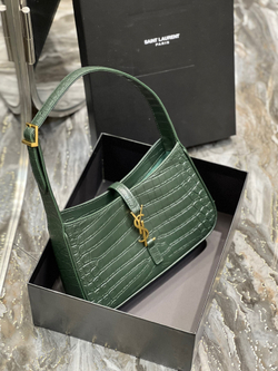 Saint Laurent Le 5 à 7 Hobo Bag