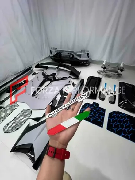 Карбоновый обвес переделка в LP770 SVJ для LAMBORGHINI AVENTADOR LP700 / LP720 / LP750 Ламборгини