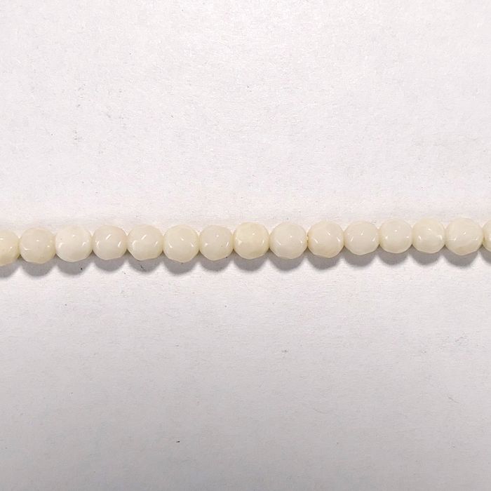 Бусина из коралла белого, фигурная, 4 мм (шар, граненая)