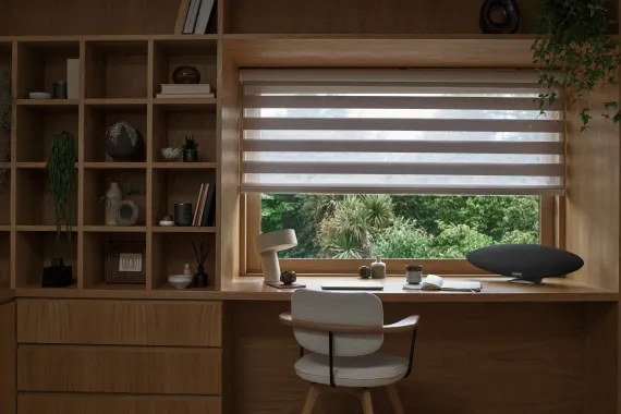 Bowers & Wilkins Zeppelin Pro Edition Space Grey