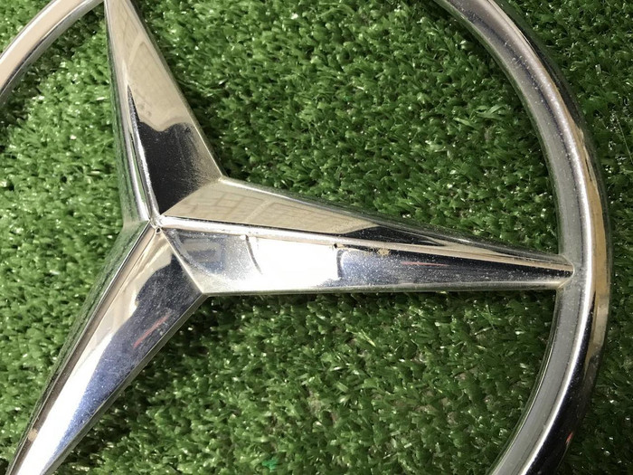 Эмблема решетки радиатора Mercedes GLE V167 18-24