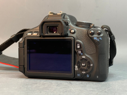 Canon 600d Kit 18-55mm 855 кадров