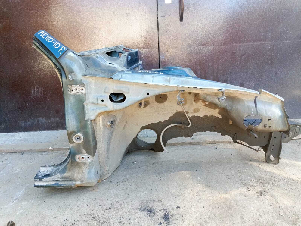 Лонжерон передний правый TOYOTA SPRINTER 1996