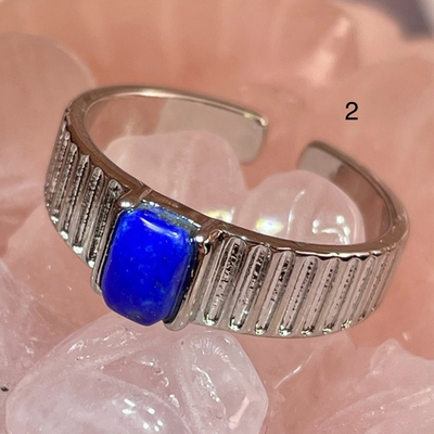 45660 Лазурит Кольцо 4*6мм размер универс-й от 17