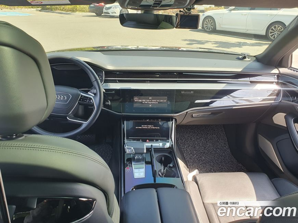 Audi A8 (D5) 55 TFSI Quattro LWB (12.2019)