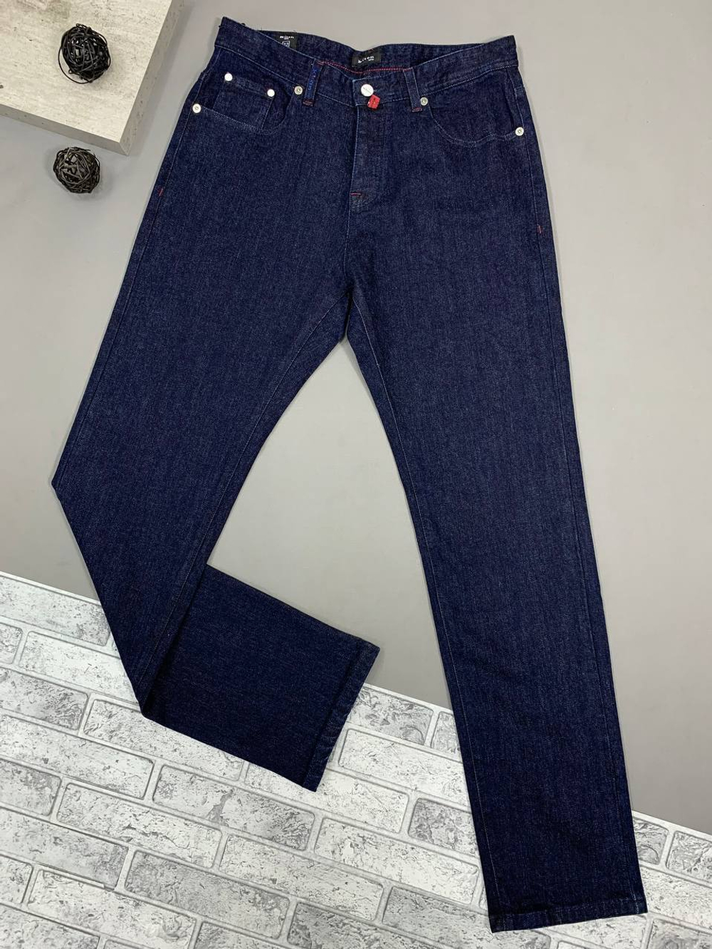 Джинсы Kiton