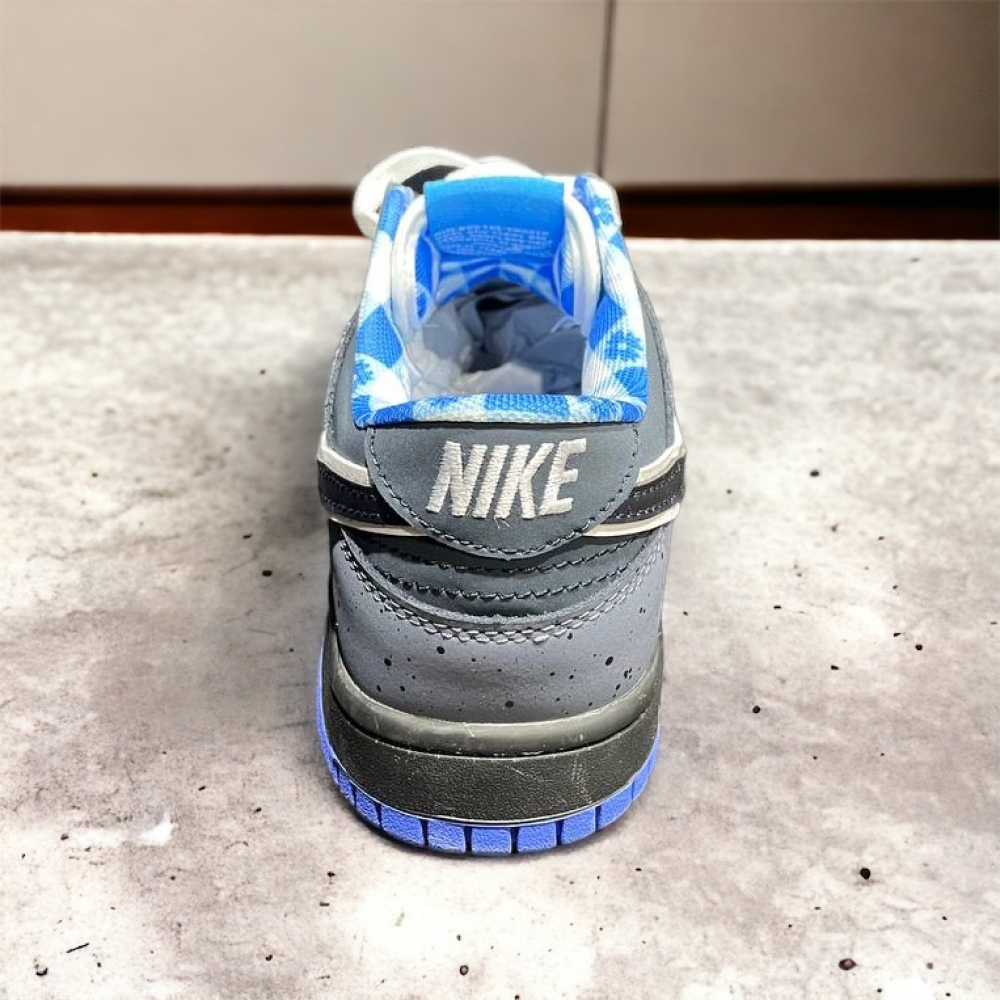 Nike SB Dunk Low • Lobster Blue