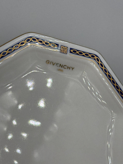 Блюдце Givenchy by Yamaka