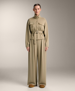 OYSHO Брюки с широкими штанинами и складками на поясе, бежево-зеленый