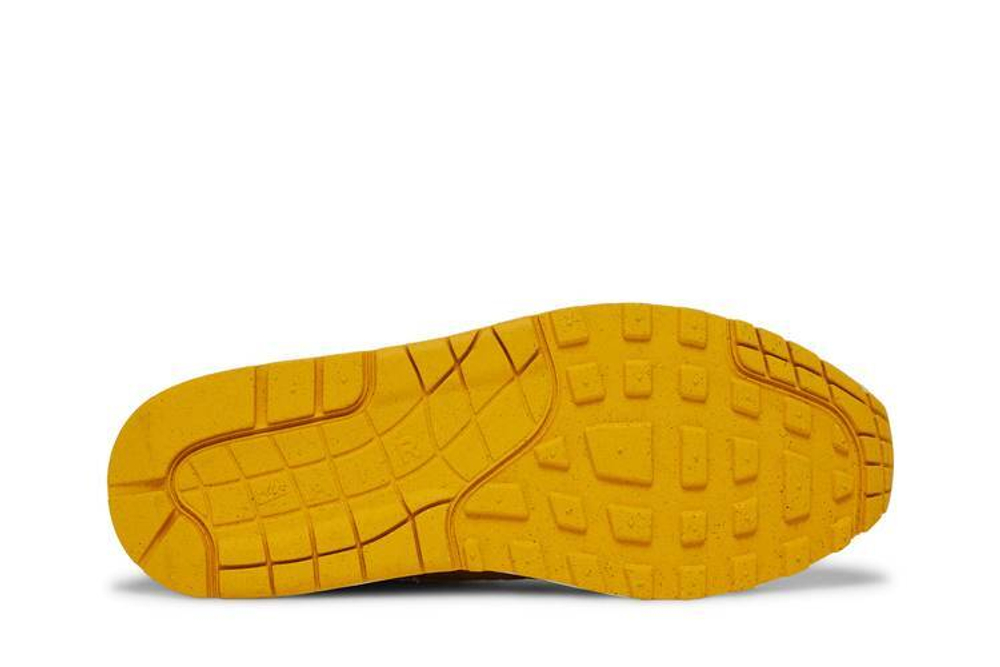 Nike Air Max 1 Pecan And Yellow Ochre Hyper Sneakers