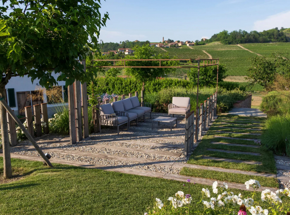 Кресло пластиковое с подушками Nardi Komodo Poltrona, тортора, холст