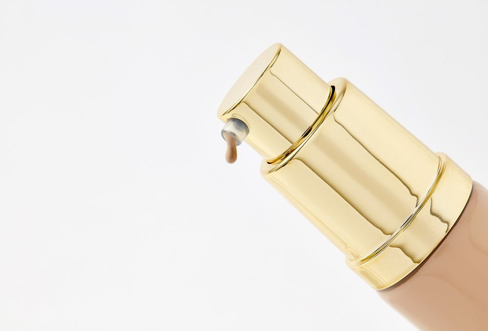 ESTEE LAUDER Futurist Hydra Rescue - 2N1 Desert Beige