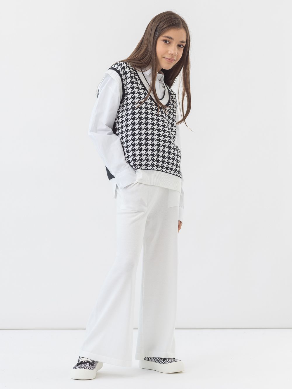 Жилет черно-белый для девочки арт. АТ951