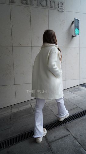 Пальто женское утепленное белое