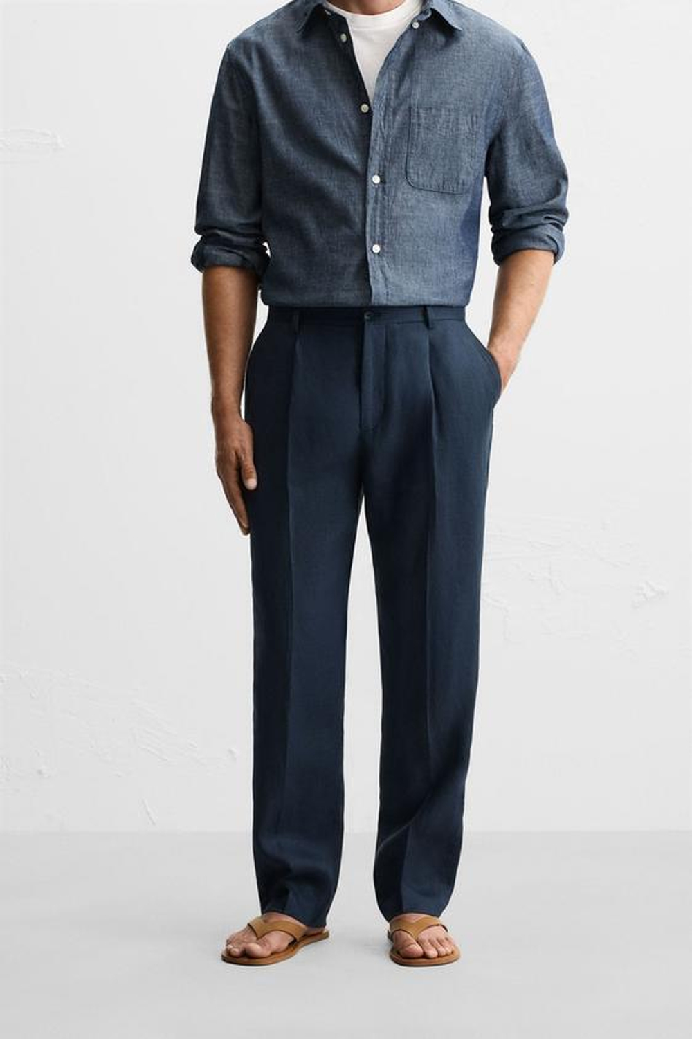 ZARA БРЮКИ ИЗ 100% ЛЬНА С ЗАЩИПАМИ, МОРСКОЙ ТЕМНО-СИНИЙ