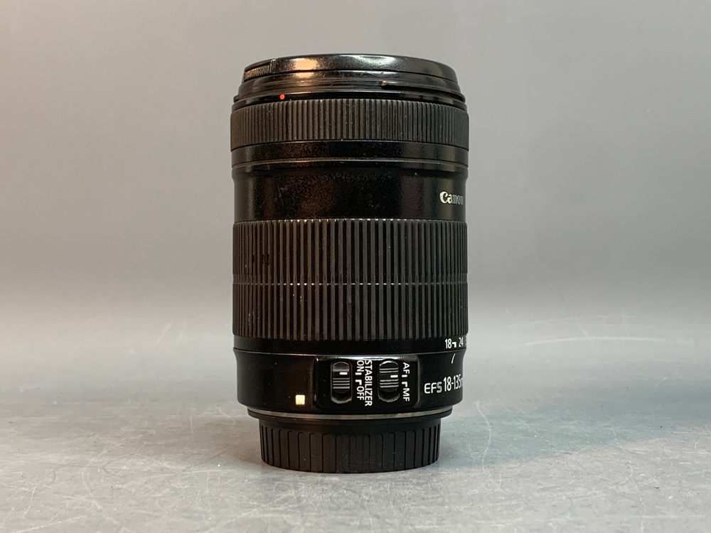 Canon EF-S 18-135 mm f/3.5-5.6 IS не работает автофокус