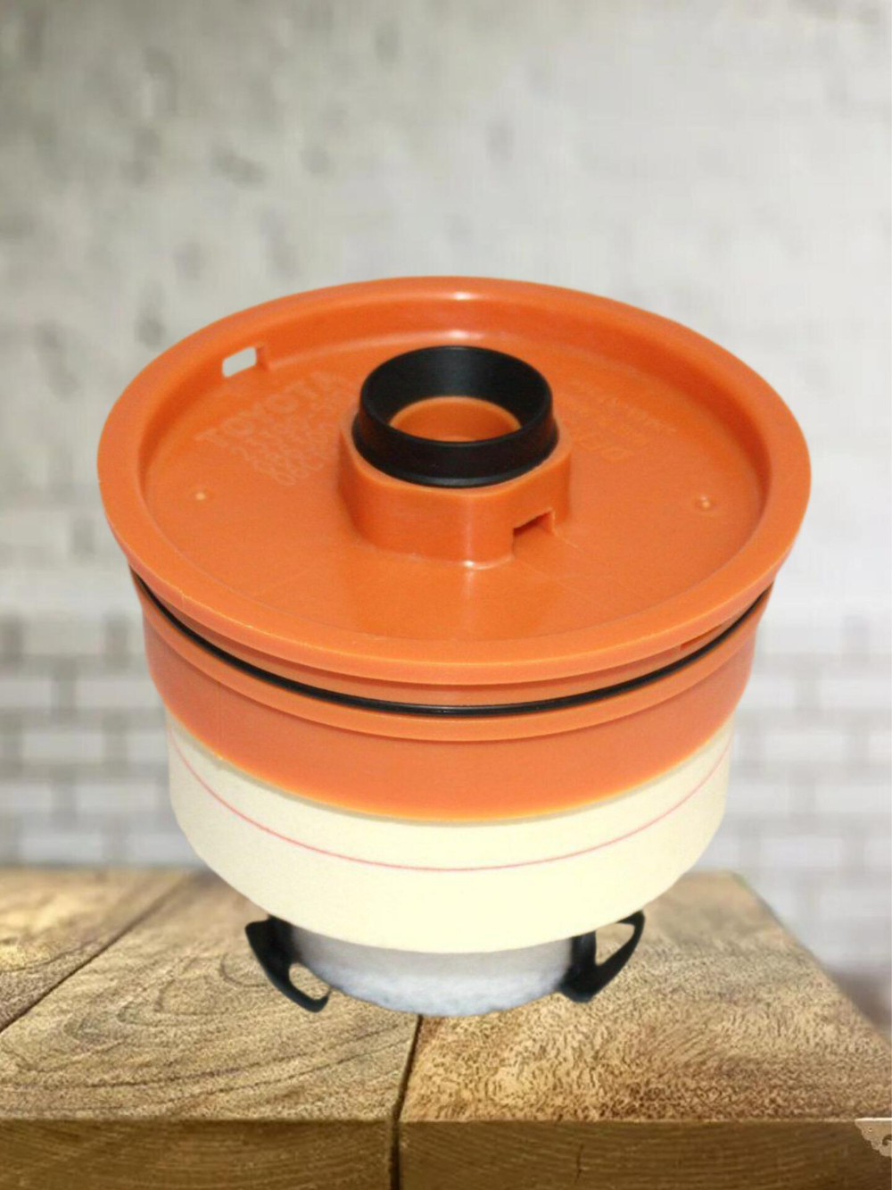 Фильтр топливный 2339051030 для Toyota Land Cruiser, Lexus