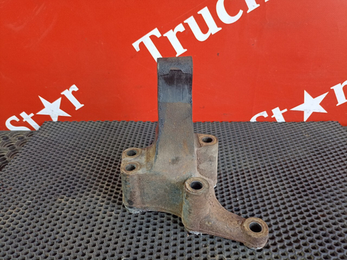 Кронштейн двигателя задний правый