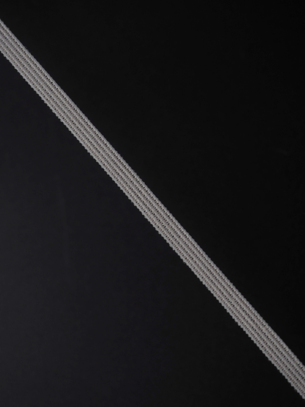 Резинка узкая бельевая серебристый пион ширина 4 мм с учётом фестона Lauma (Латвия)