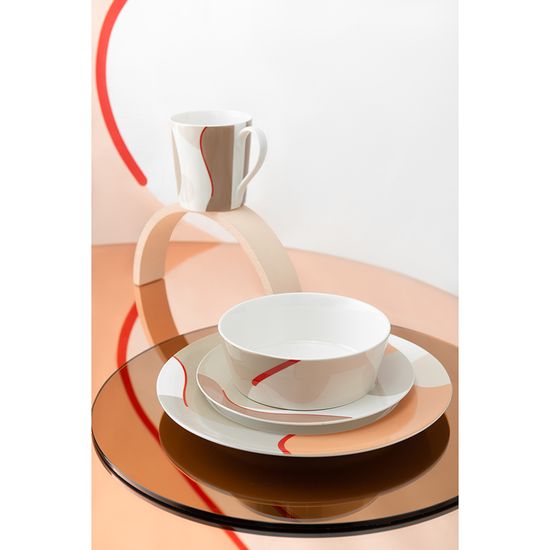 Кружка бежевого цвета с авторским принтом из коллекции freak fruit, 350мл