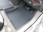 Toyota Gaia XM15 4WD комплектация с капитанскими креслами