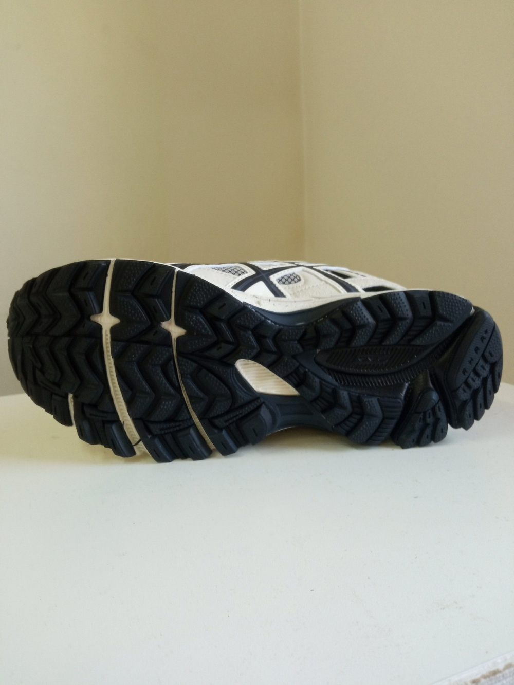 Кроссовки зимние Asics Gel-Kahana 8