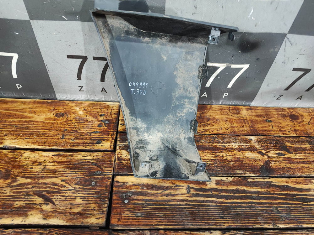 Накладка заднего бампера правая Tank 300 21-нв Б/У Оригинал 2804216XKM01B