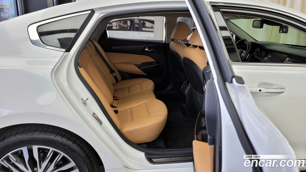Kia K7 (Cadenza) Premier 2.5 GDI Noblesse (10.2019)