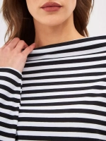 Лонгслив тельняшка оверсайз с вырезом лодочка в полоску