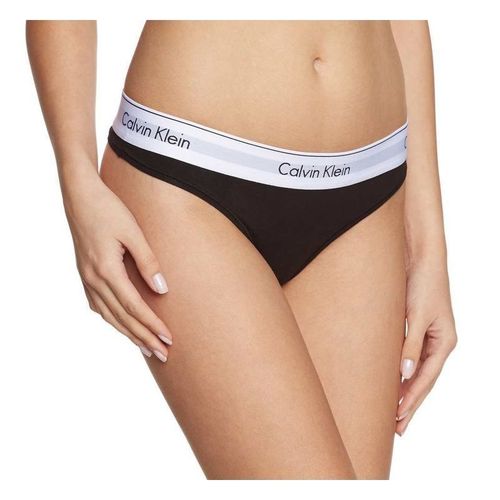 Женские стринги черные Calvin Klein Women Black String