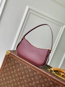 Louis Vuitton Pochette LV Bloom