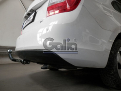 Фаркоп оцинкованный Galia S104A для Skoda Rapid лифтбек/универсал 2013-, SEAT Toledo седан 2013-(паспорт и сертификат в комплекте)(без электрики)