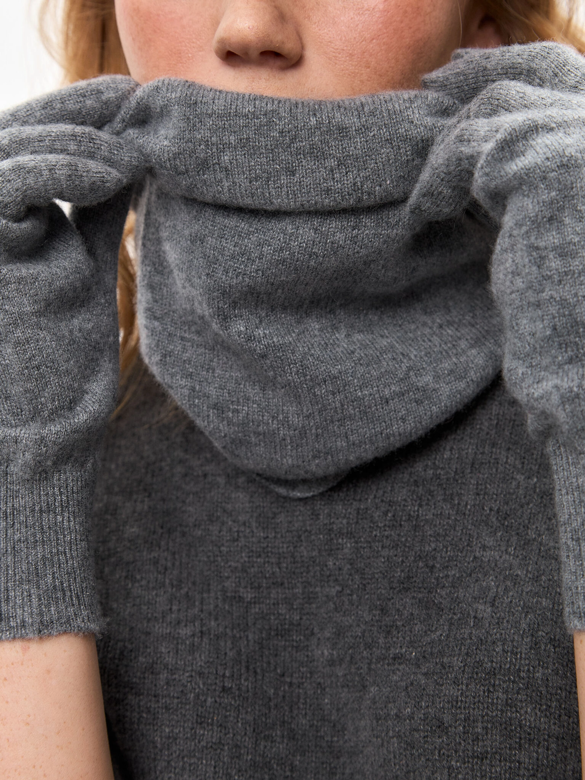 Кашемировый снуд