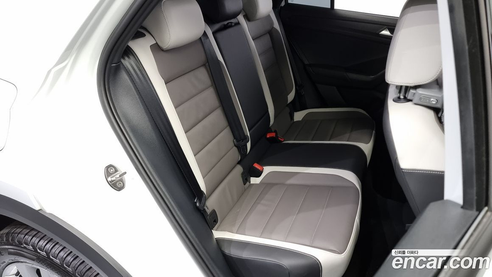 Volkswagen T-Roc 2.0 TDI Premium (01.2022)