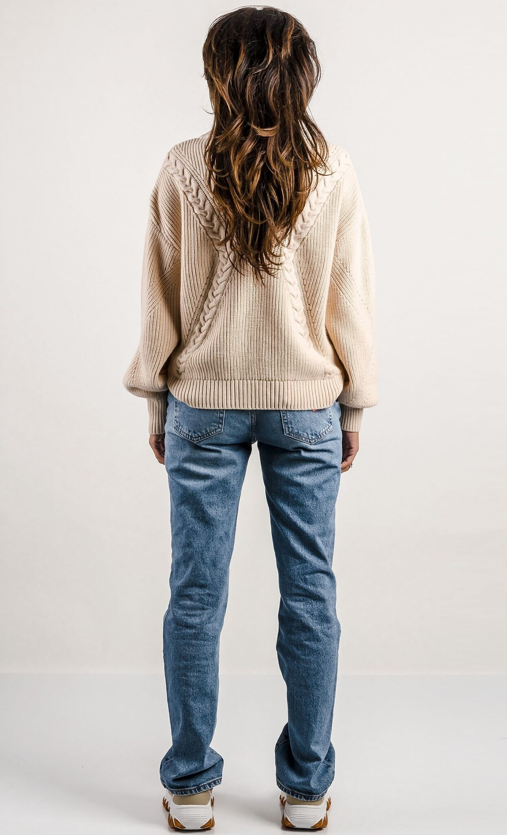 Джемпер женский GUESS