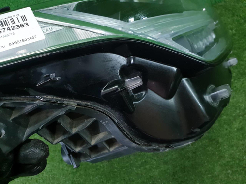 Фара правая Volvo XC90 2 (2014-2019) Full LED (В пленке)