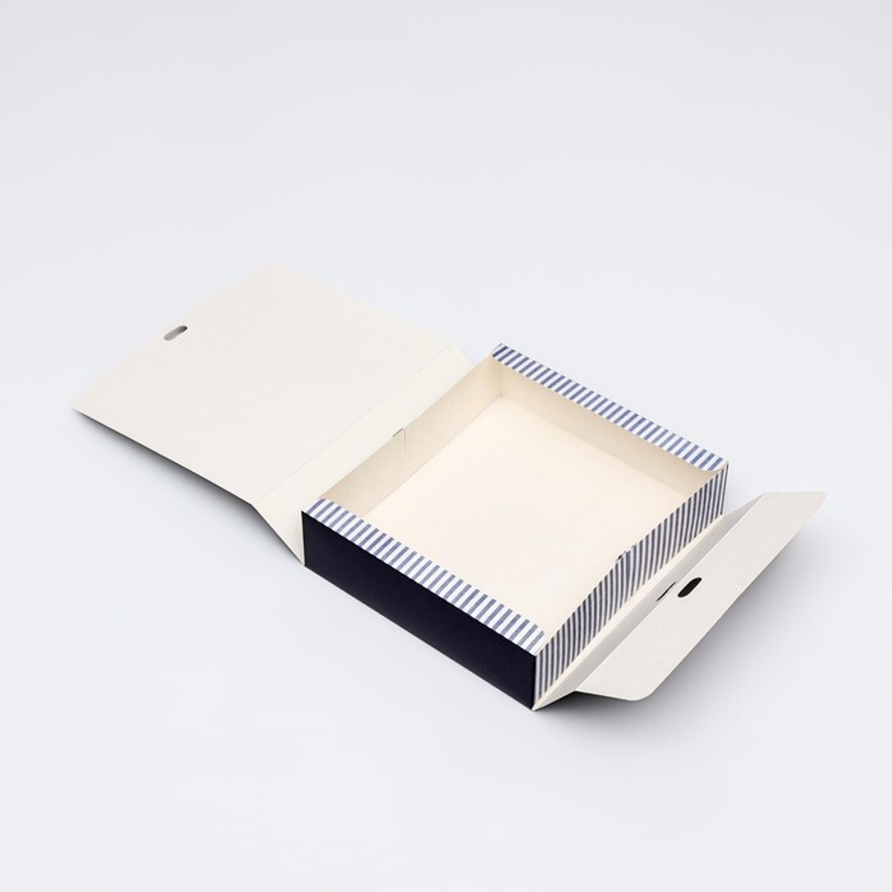 Коробка складная "Настоящему мужчине" 20 х 18 х 5 см